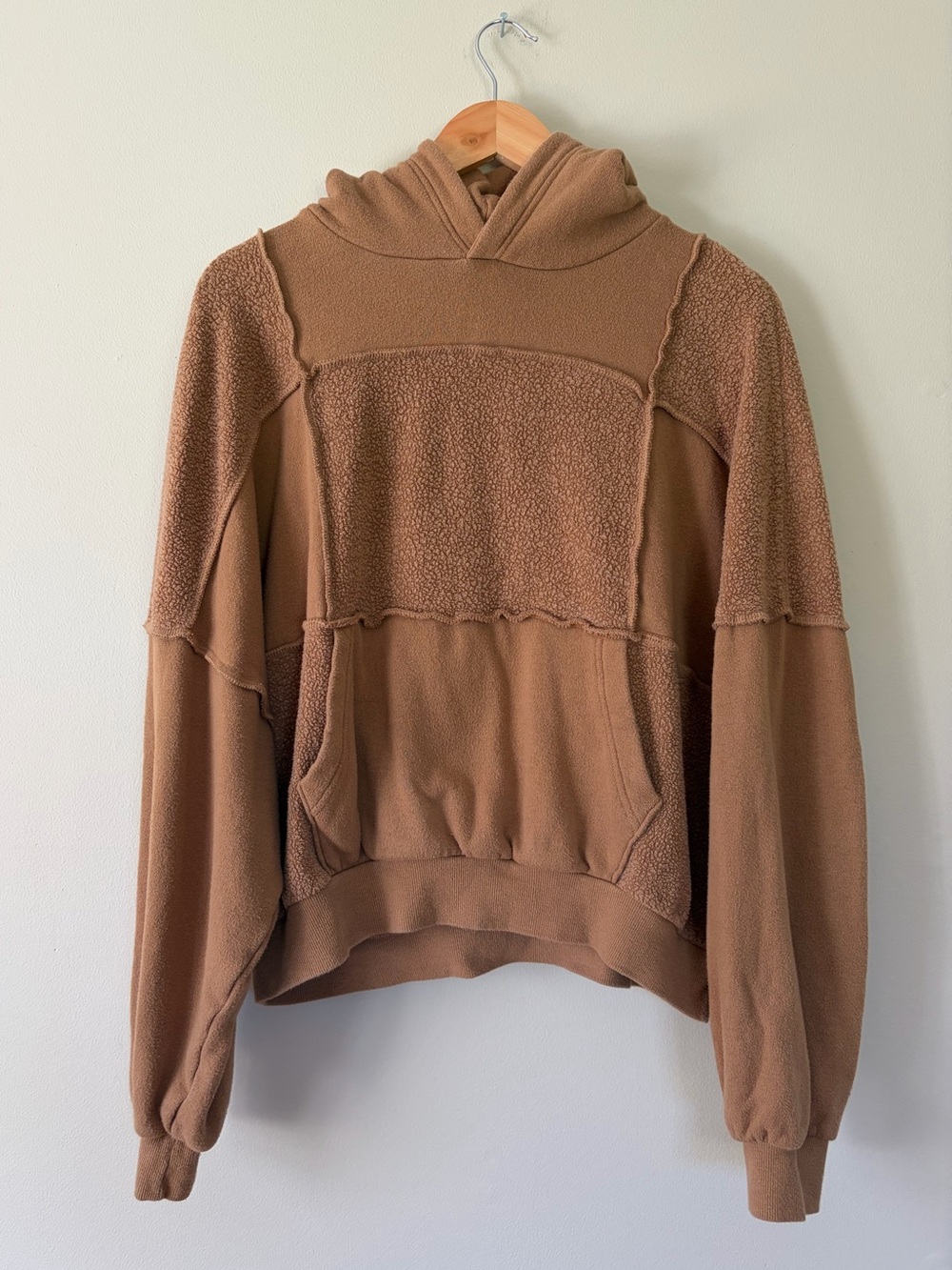 aerie Relaxed Hoodie in Tan